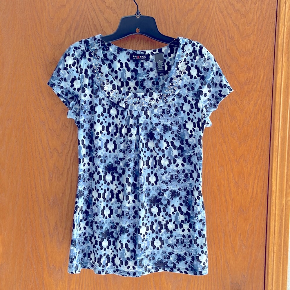Women’s axcess short sleeve scoop neck tee-shirt Sz M